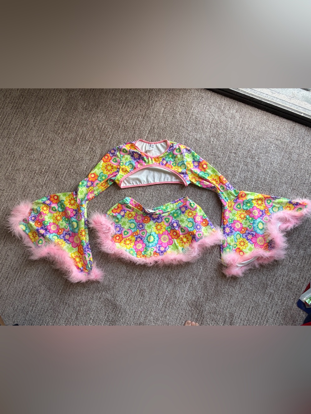 Rave WONDERLAND Flower Power Shrug & Skirt
